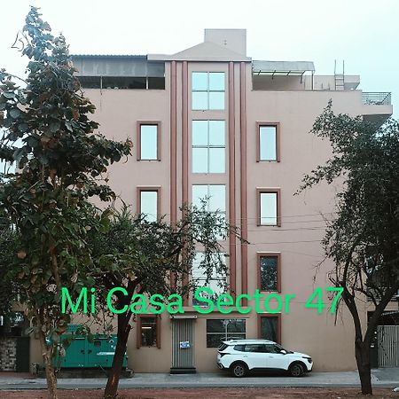Mi Casa Sector 47 Apartamento Gurgaon Exterior foto