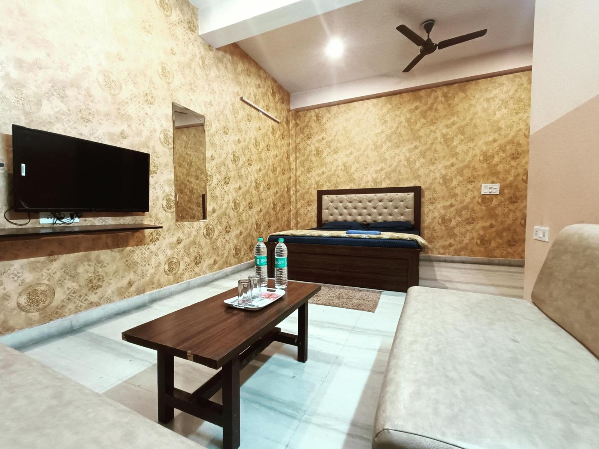 Mi Casa Sector 47 Apartamento Gurgaon Exterior foto
