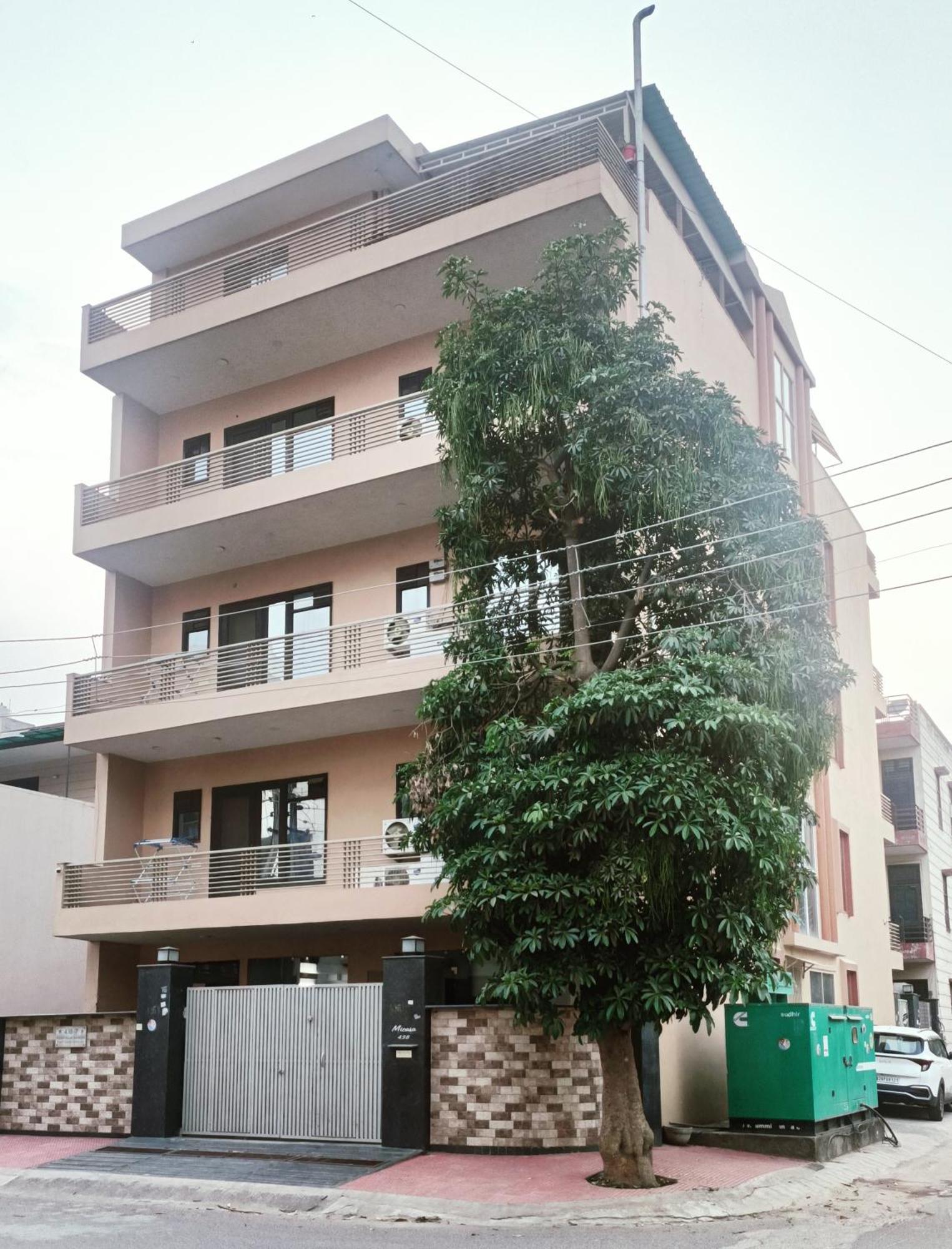 Mi Casa Sector 47 Apartamento Gurgaon Exterior foto